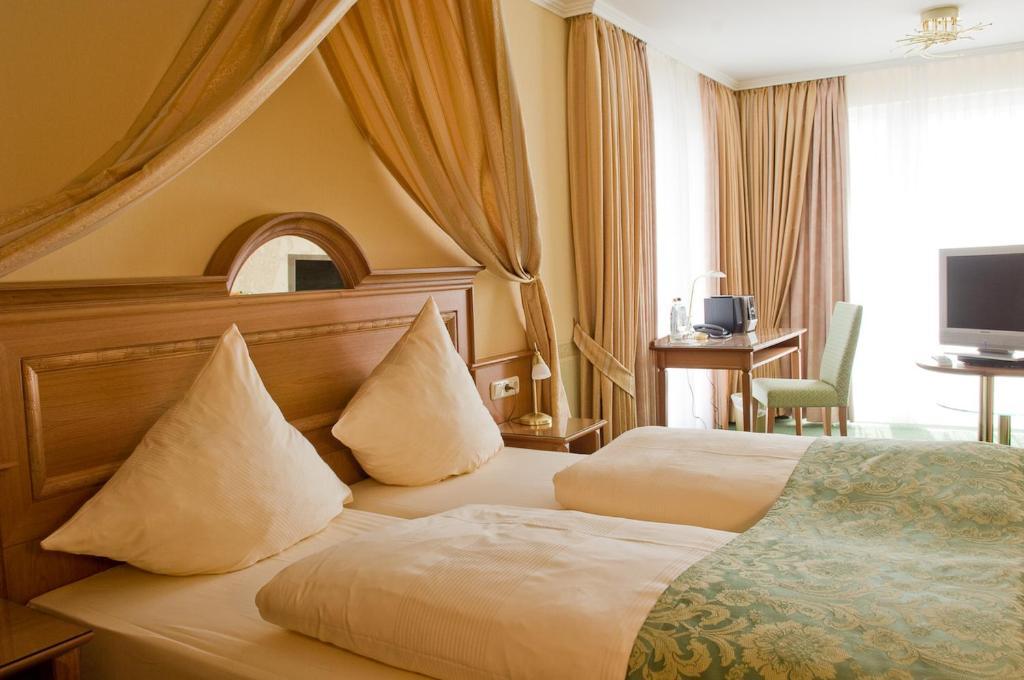 Moselstern Hotel Brixiade &Triton Cochem Rom bilde